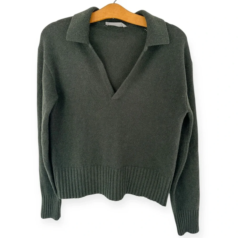 Everlane • Cashmere Polo Sweater - Picture 2 of 9